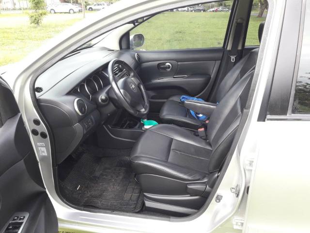 Nissan LIVINA - Foto 3