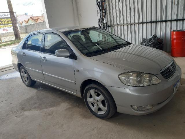 Um carro - Foto 4