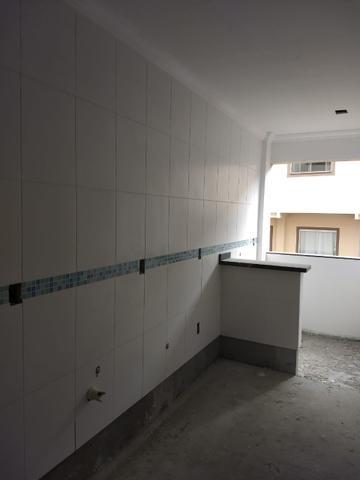 Oferta oferta apto amplo prédio com elevador na praia dos ingleses - Foto 4