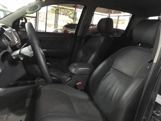 Toyota Hilux CD 4X4 SRV - Foto 8