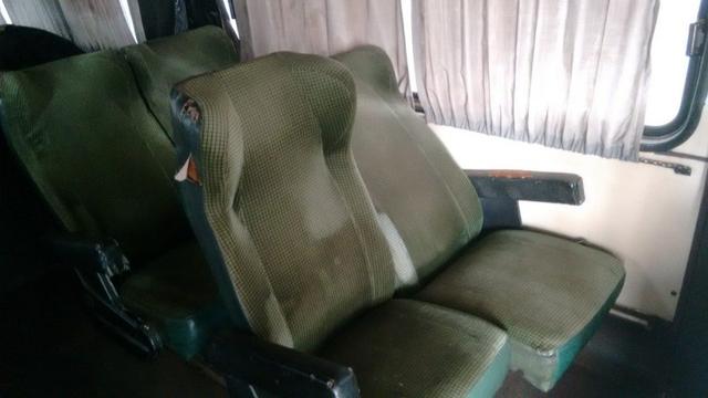 Ônibus Vendo ou Troco Por Carro R$ 25.000,00 - Foto 6
