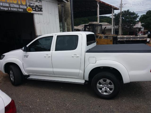 Hilux SRV flex 2015 Conservada 57 mil km - Foto 2
