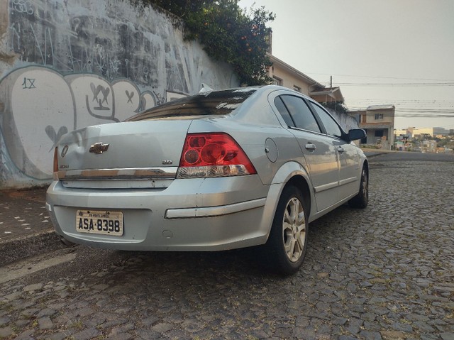 VECTRA ELEGANCE 2.0