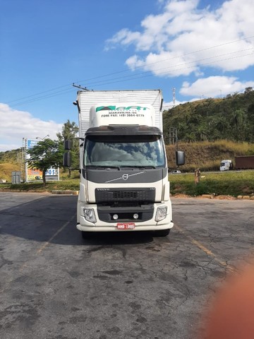 VOLVO VM330 8X2