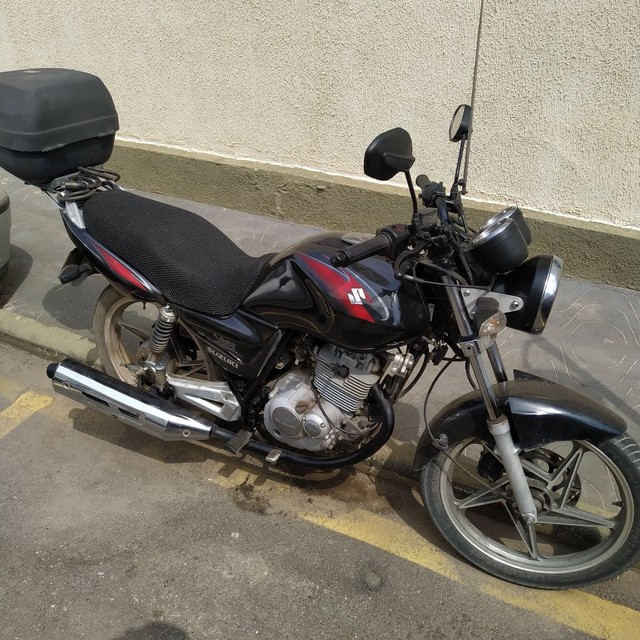 MOTO SUZUKI EN YES 125