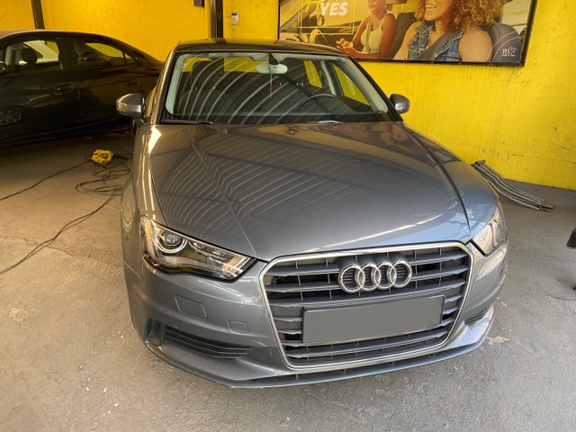 AUDI A3 2015 POUCO RODADO