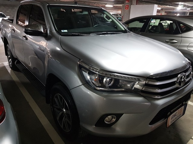 TOYOTA HILUX 2.8 SRX 4X4 CD 16V DIESEL 4P AUTOMATICO