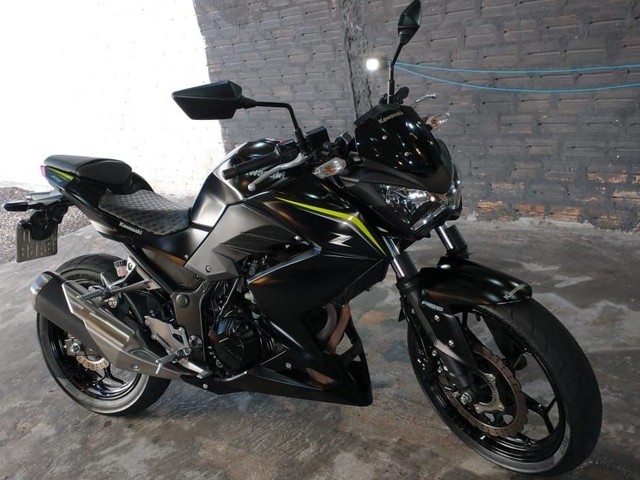 KAWASAKI Z300 2019 SEGUNDO DONO! BR -