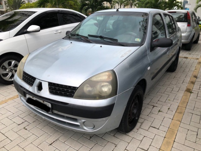 RENAULT CLIO SEDAN 2005