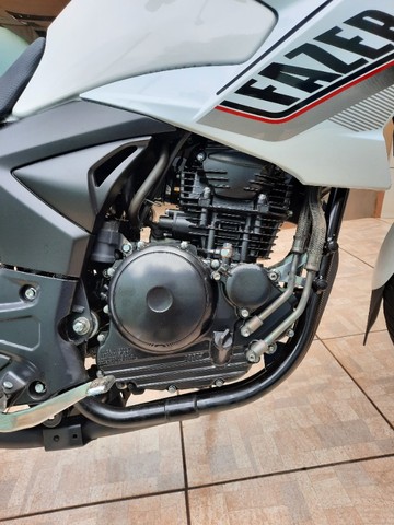 FAZER 250 BLUEFLEX