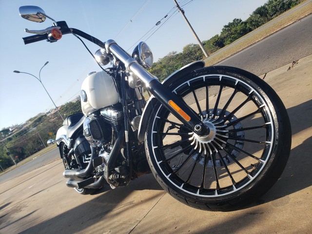 HARLEY DAVIDSON BREAKOUT 2017  EM ESTADO DE ZERA 