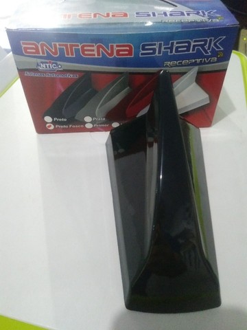 Antena de radio modelo barbatana tubarão