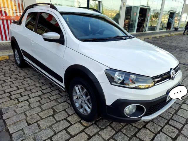 Volkswagen Saveiro 1.6 Cross Cd em Curitiba