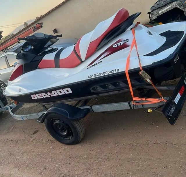 Jet Ski Sea Doo Barcos e aeronaves Vila Bertioga, São Paulo 1261679367 OLX