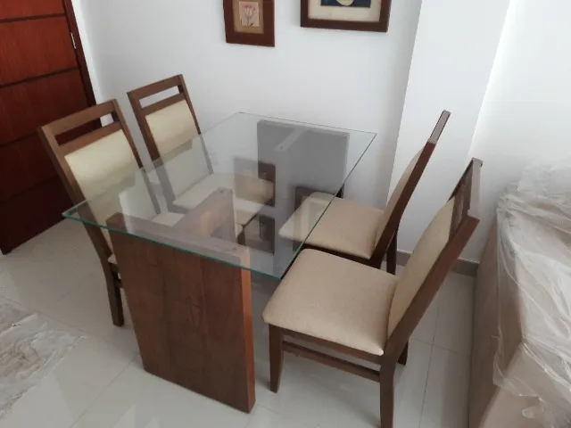 Mesa Tampo de Vidro