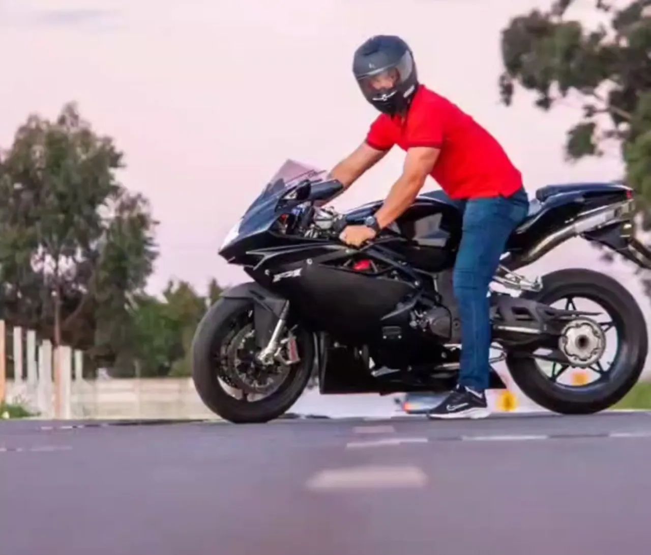 Me Augusta F4 - Foto 4