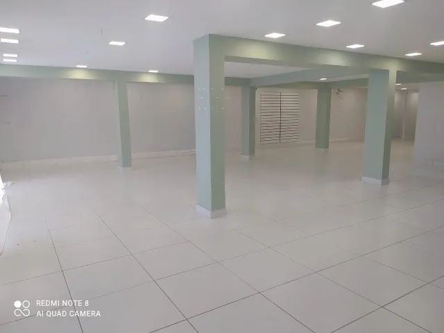 Loja na principal dos Bancários, terreno 360m2, única à venda na avenida