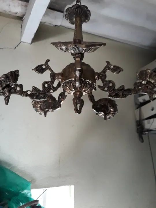 lustre em bronze estilo 5 braços - Foto 5