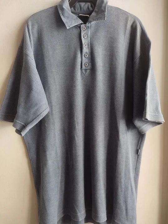 Blusa pólo Dzarm gola jeans Tam G cor azul jeans
