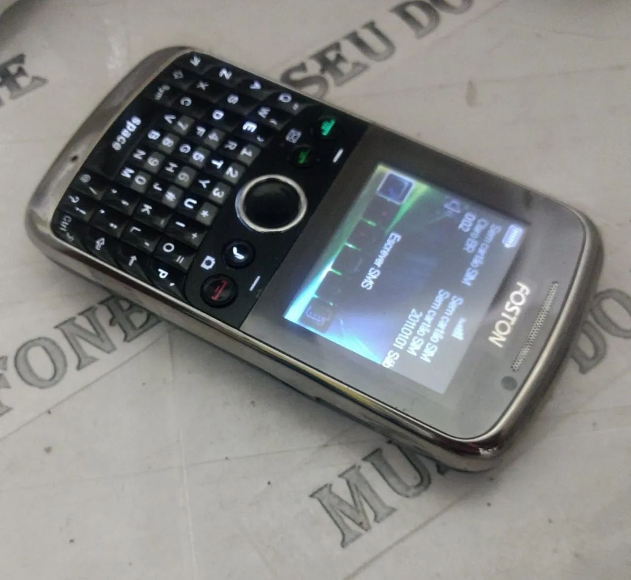 Foston tv 4 Chips celular antigo RELIQUIA impecável TIPO Q5 GUITARRINHA - Foto 4