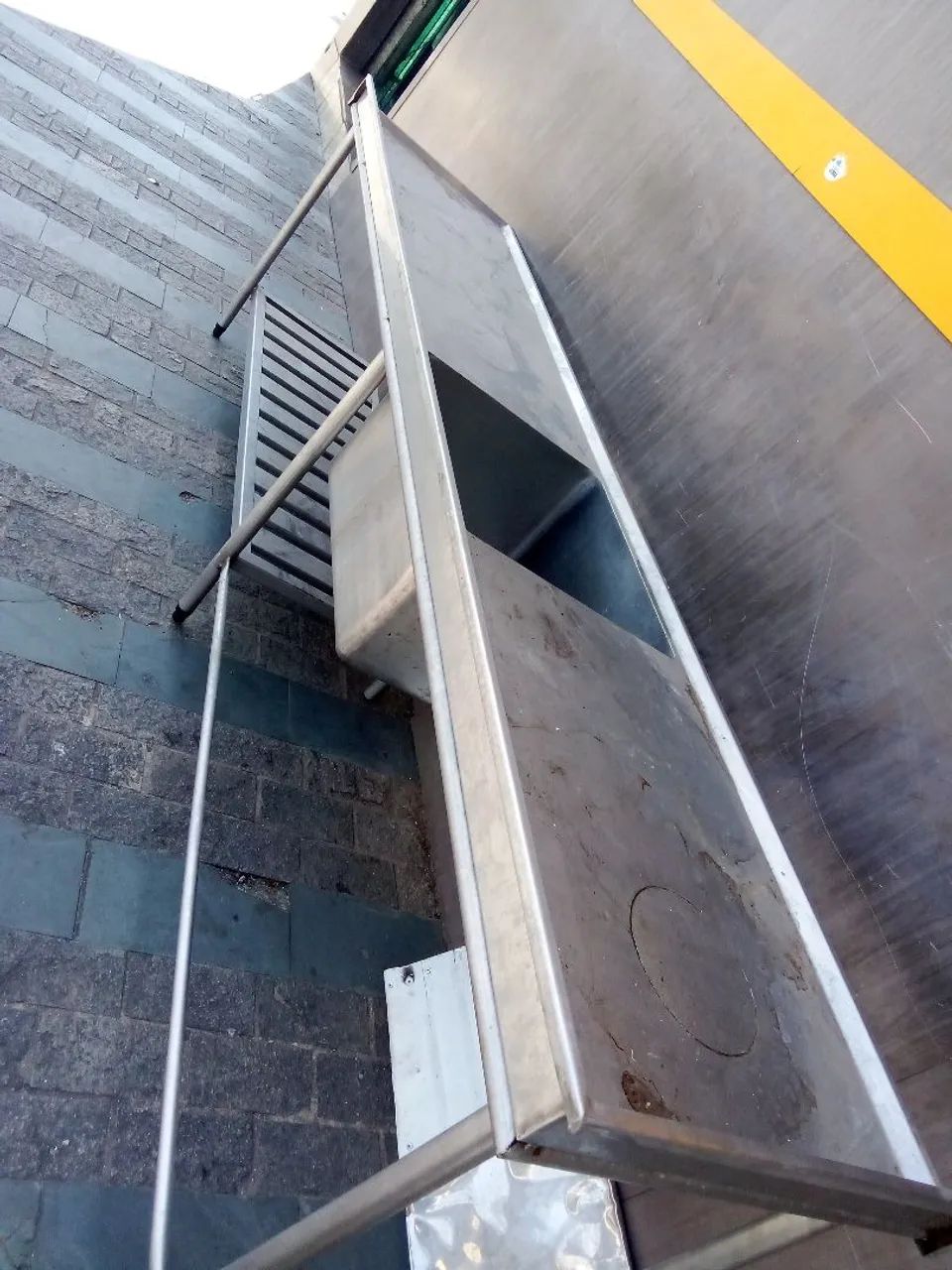 Bancada de Aço Inox com Cuba e paneleiro  - Foto 4