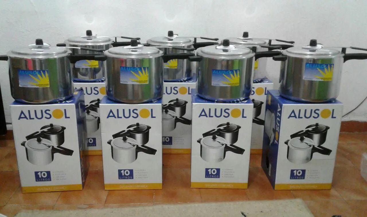 Panela de pressão polida reforçada alusol 10 Litros- novo - Foto 2