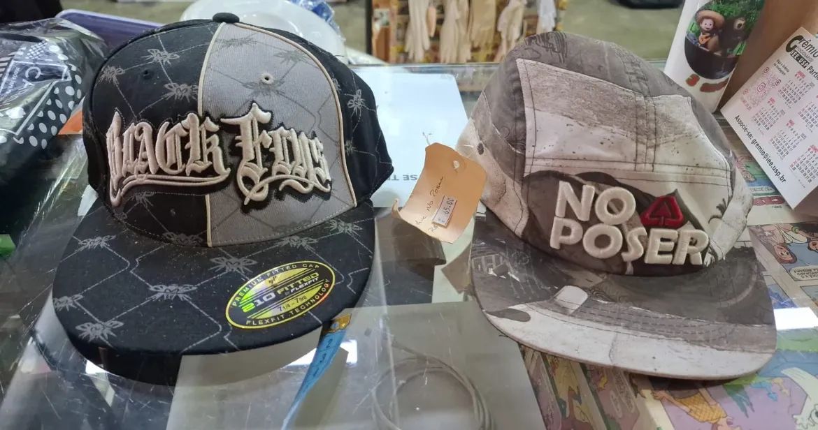 vários bonés....leia - Foto 2