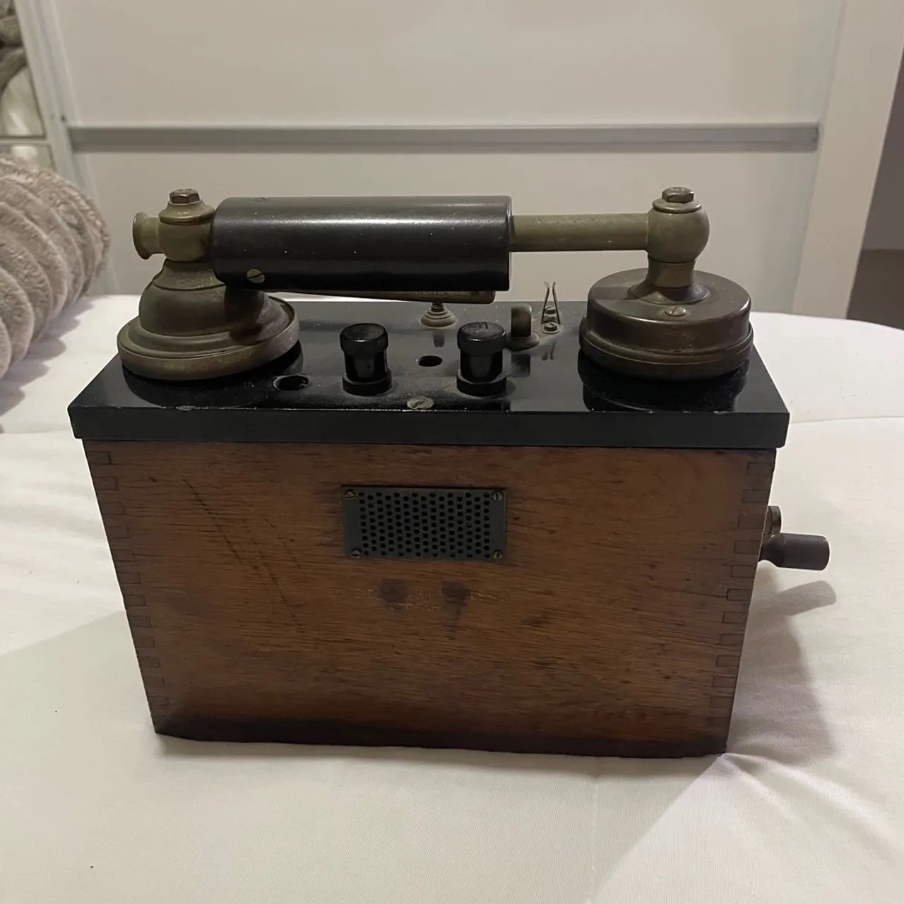 Telefone Antigo de Mesa - Peça de Coleção