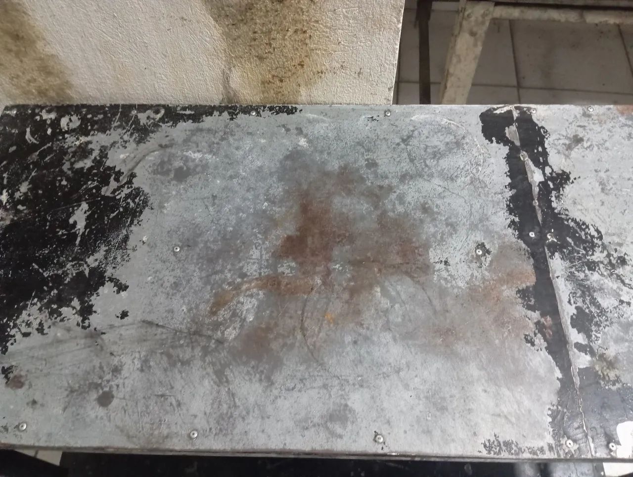 Mesa de metal industrial - Foto 2