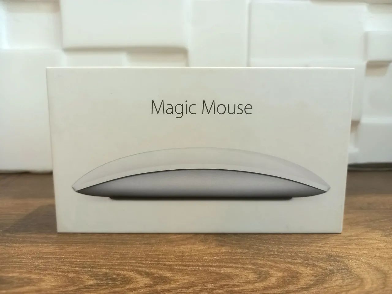 Apple Magic Mouse 2 IMPECÁVEL - Com Caixa, Manuais LACRADOS e Cabo NOVO  - Foto 2