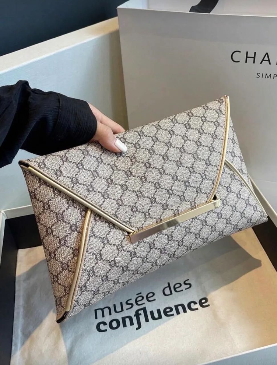 Clutch estampada  - Foto 2