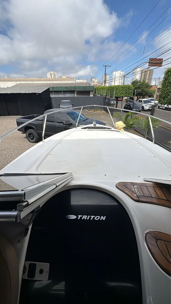 Triton 260 - 2012 x1 Evinrude ETC 250 HP ñ Focker Nx Real Phantom HD  - Foto 9