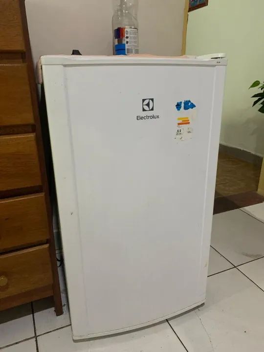 Frigobar Electrolux 