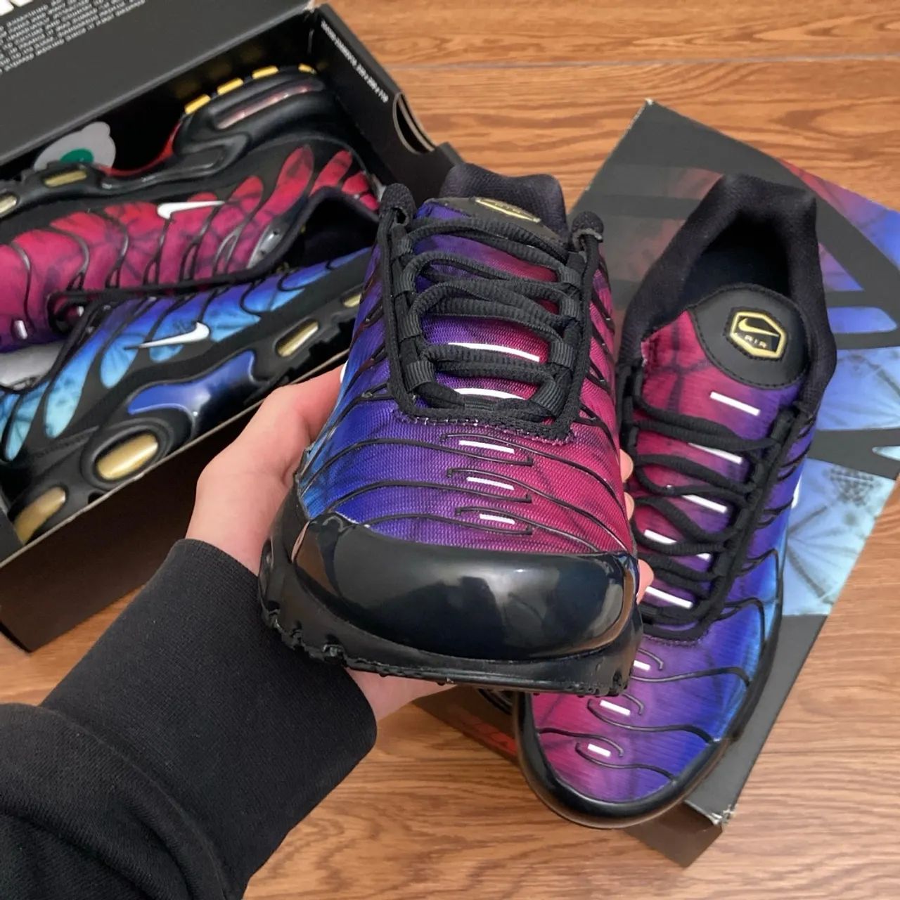 Nike air max plus ( aniversário 25 anos )  - Foto 2