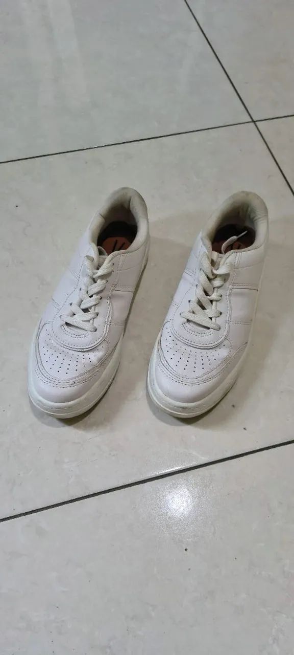 Tênis branco Vizzano 39