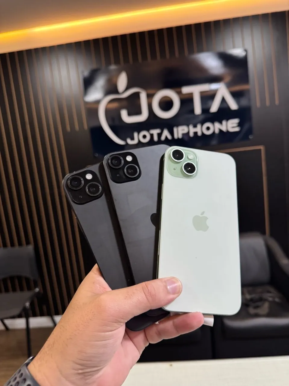 **IPhone 15 Plus 128gb // PRA HOJE