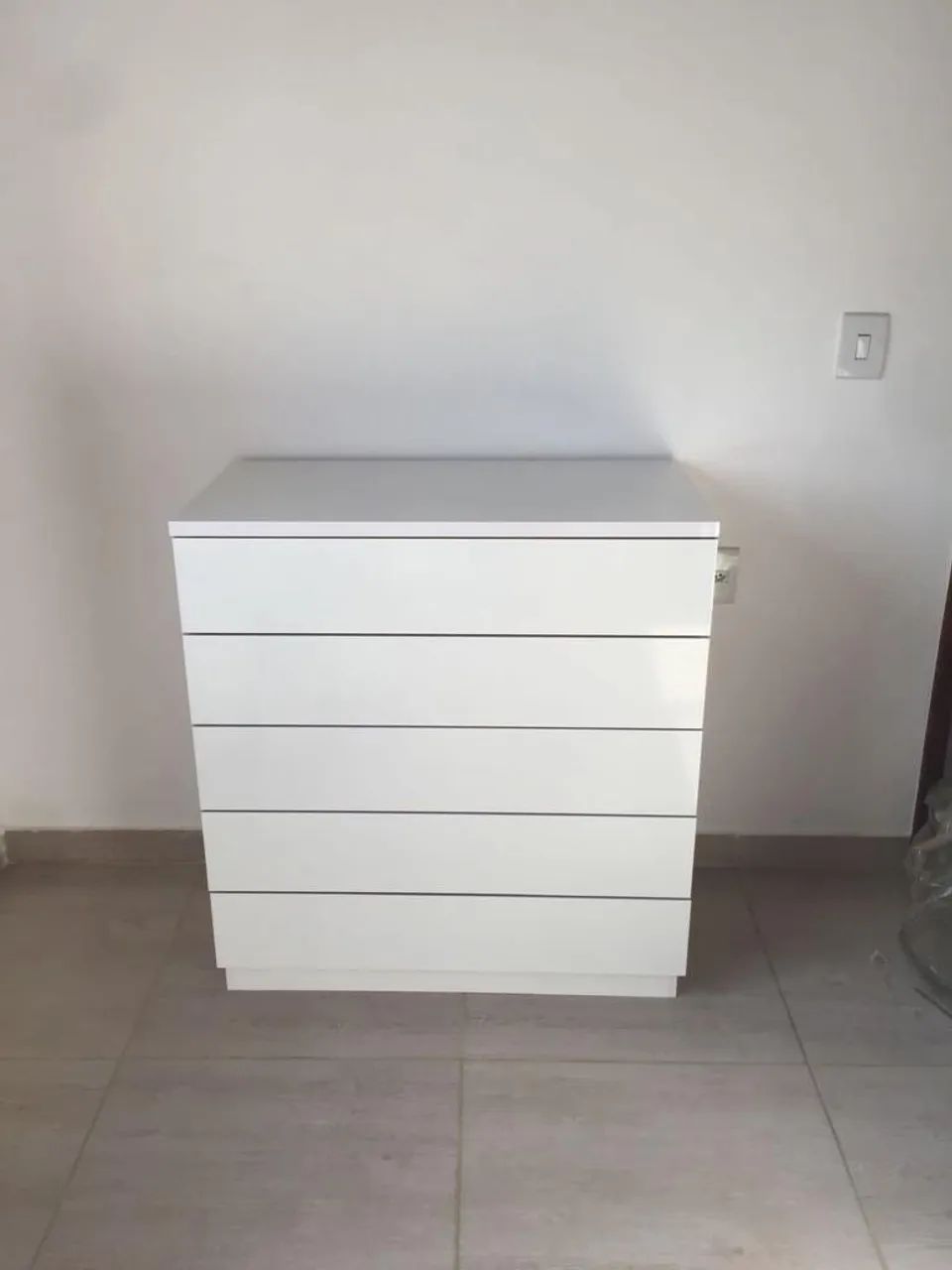 Cômoda 5 gavetas 