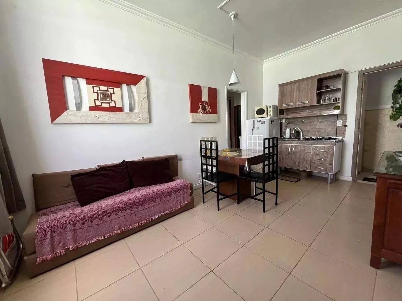 Apartamento para Venda em Cabo Frio, Centro, 2 dormitórios, 1 suíte, 2 banheiros, 1 vaga