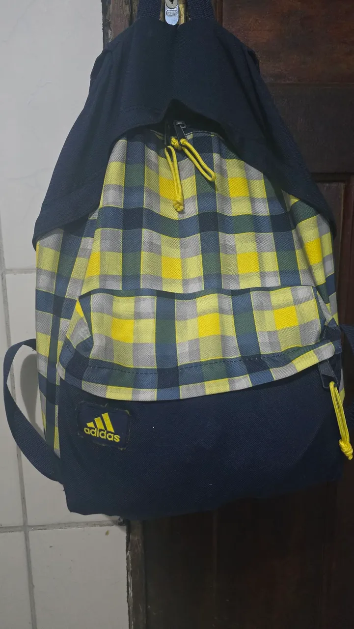 Mochila Adidas Original xadrez nova nova