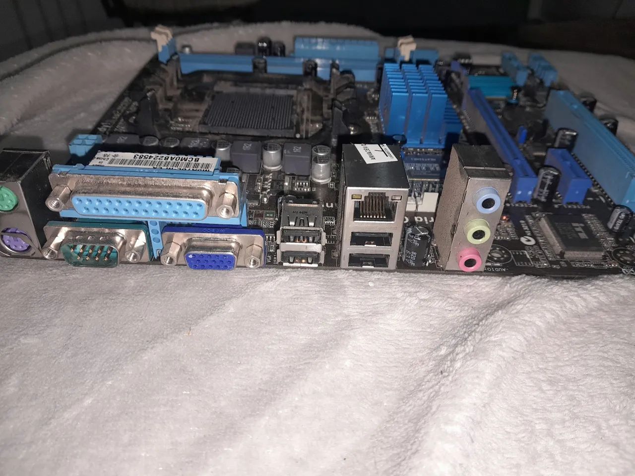 AM3+ Motherboard64317758347651122