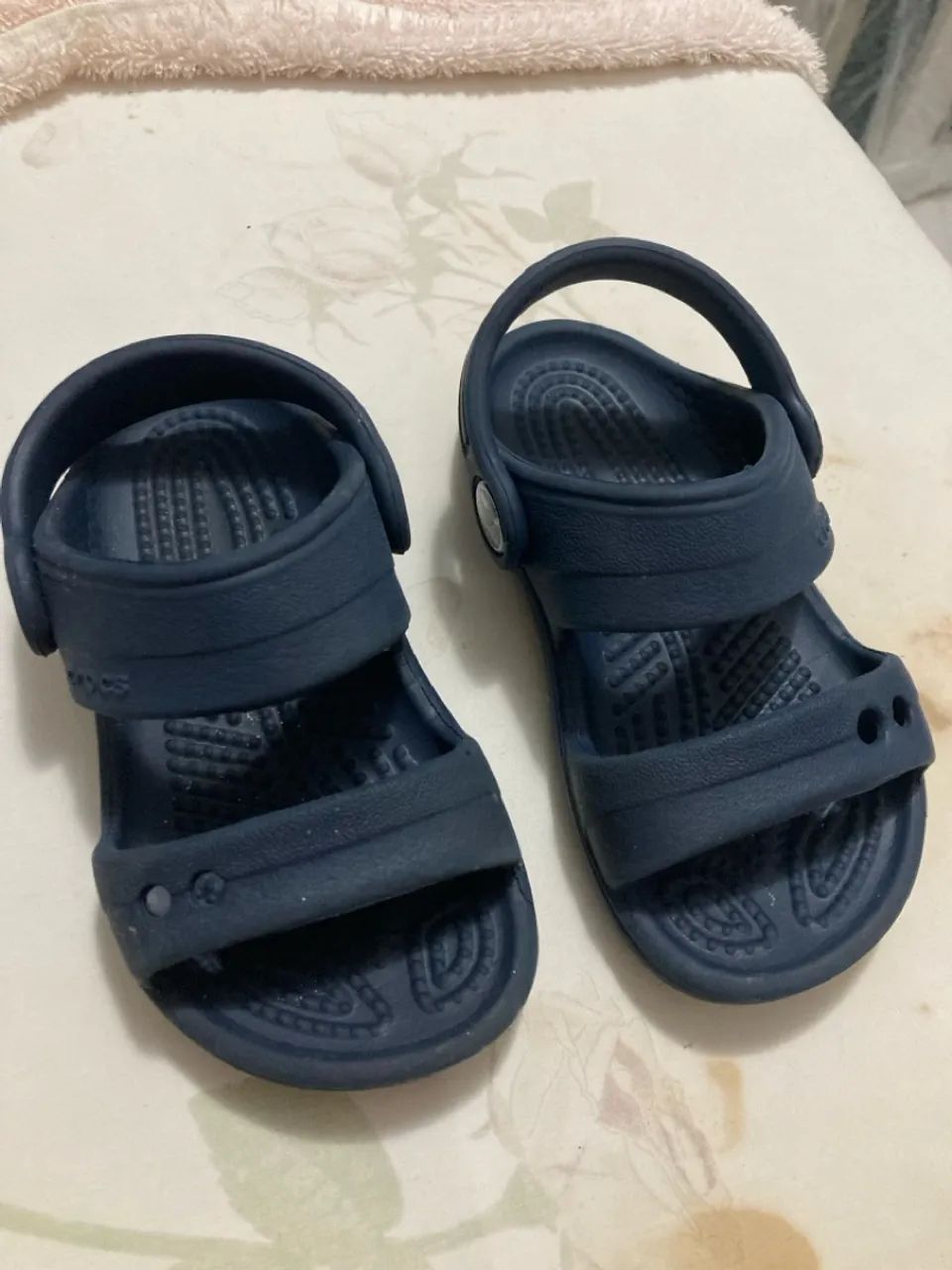 Sandálias Crocs Infantis - Conforto e Estilo!