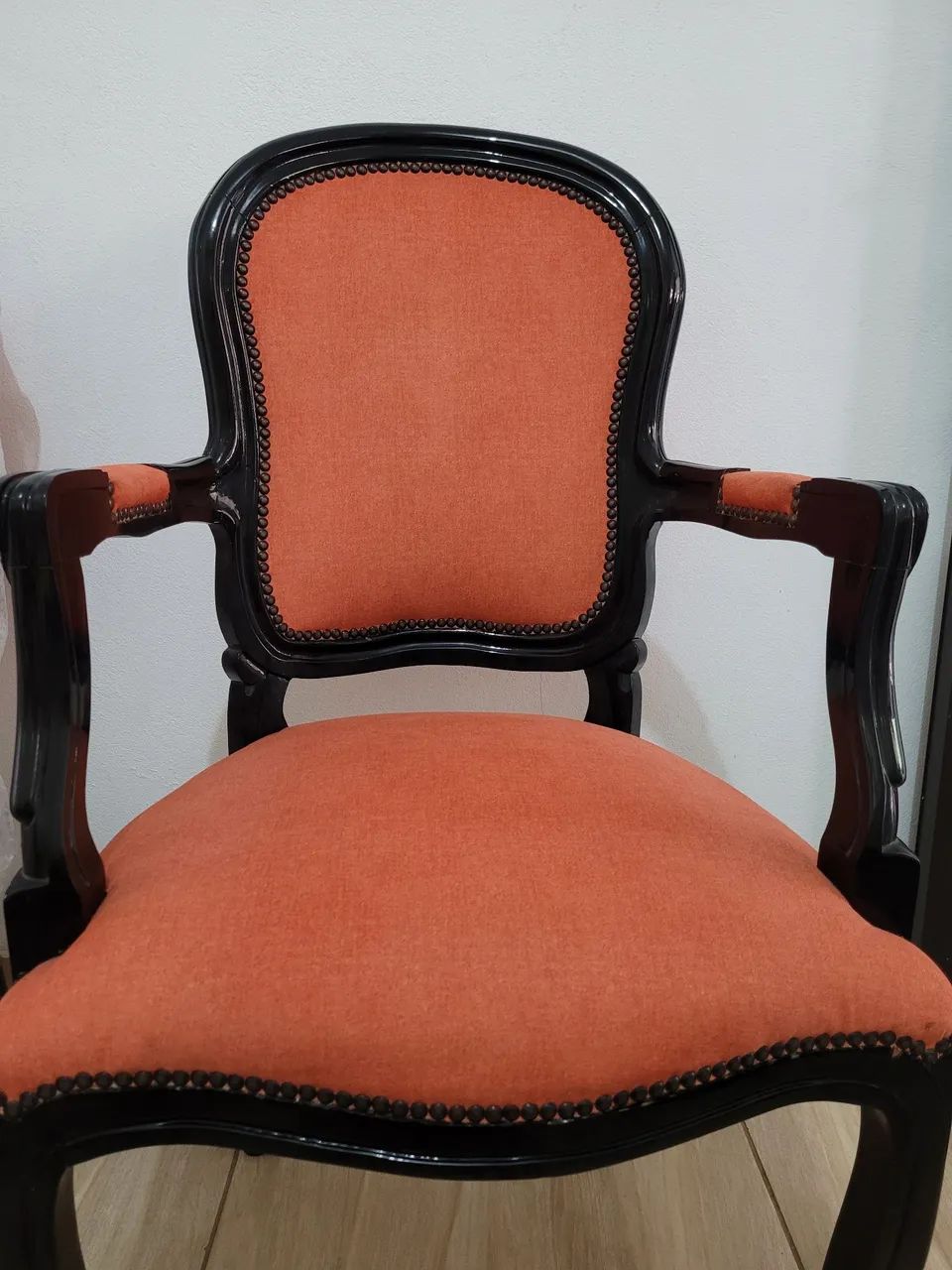 Um par de cadeiras tipo poltrona em perfeito estado. retirar no local. - Foto 5