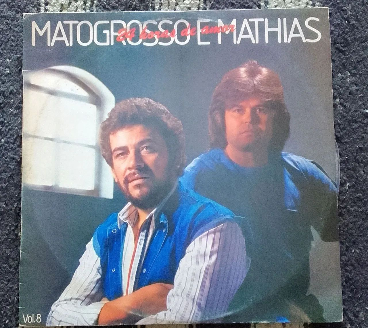 Disco Mato Grosso e Matias 24 horas de Amor ( Lp vinil).