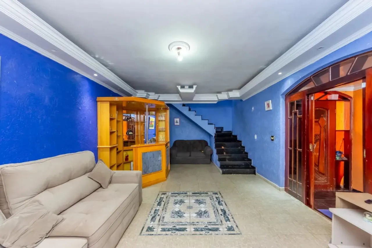 Sobrado para venda em Vila Antonieta com 3 quartos, sendo 1 suíte, 250m²