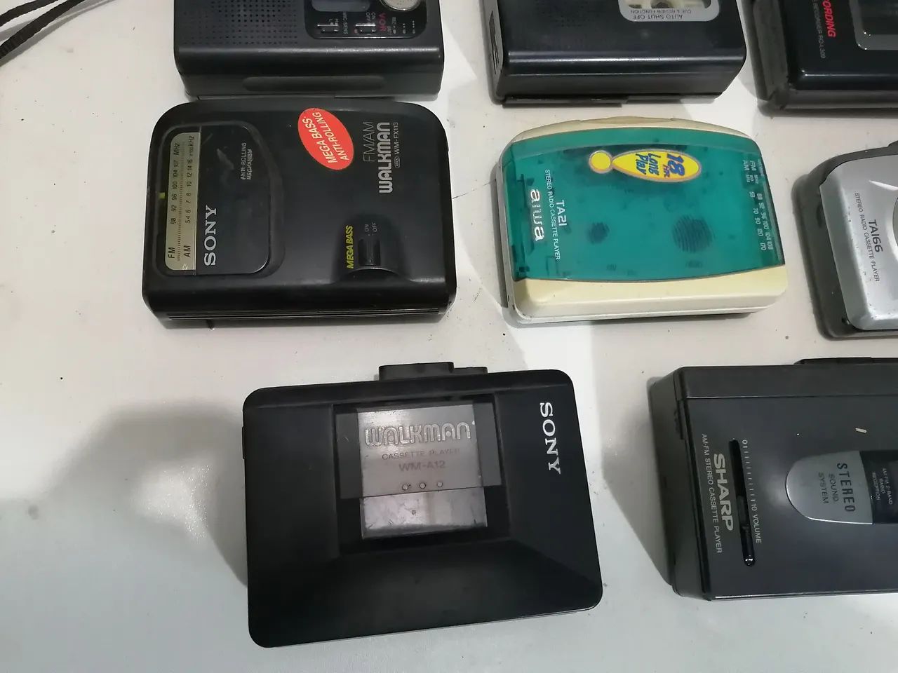 Lote 8 Walkman antigos  no estado  - Foto 5