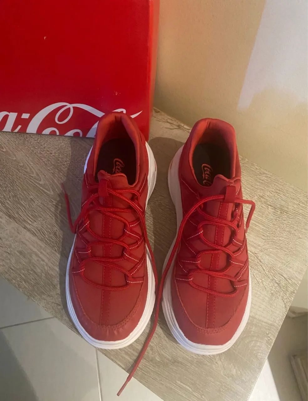 tênis cor vermelho tam 37 - coca cola