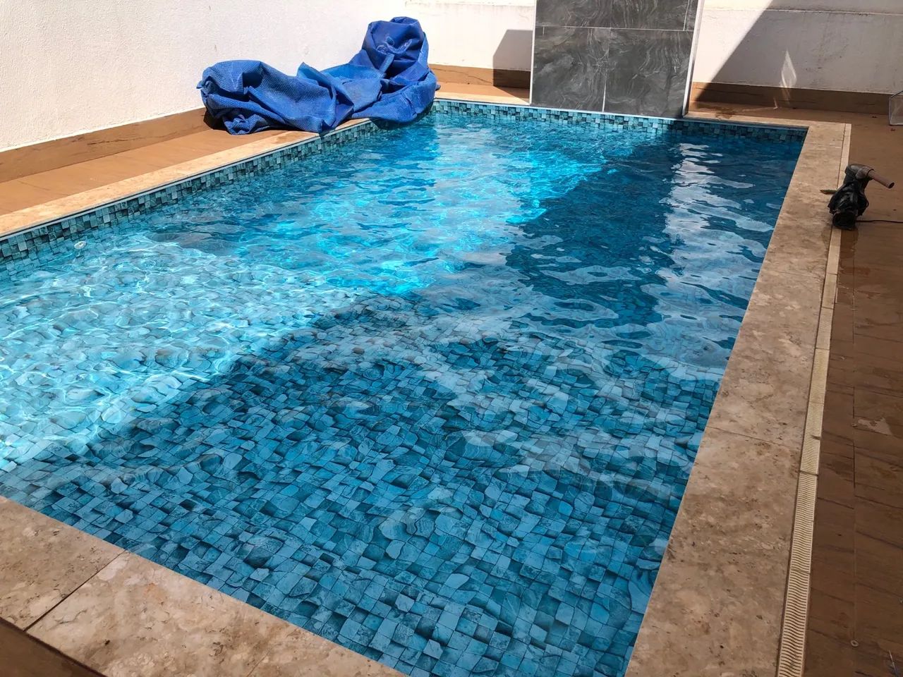 Limpeza e  manutenção de piscinas  - Foto 3