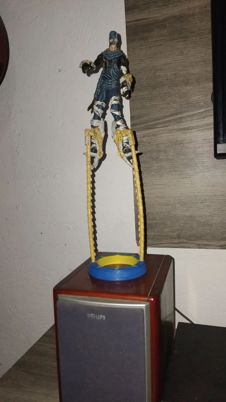 Boneco - Stiltman Kiss Ace Frehley Psycho (MCFarlane)Circus