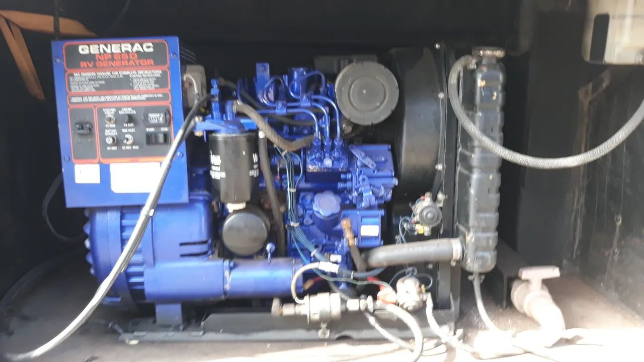 Gerador Naval RV Generac NP66D