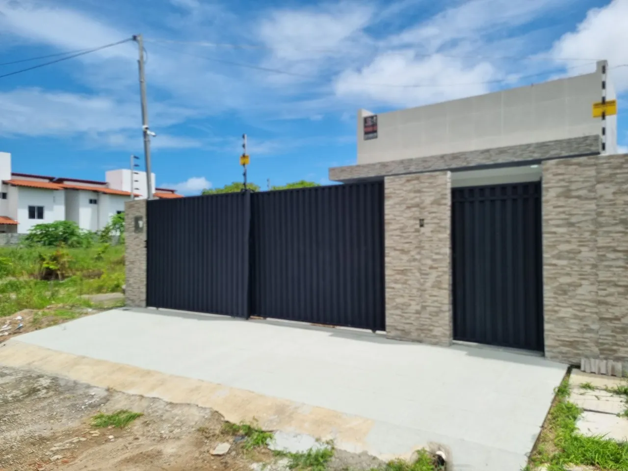 Excelente casa em Jacumã (Village) com 3/4 sendo 01 Suíte Piscina e SOLÁRIO com Vista Mar